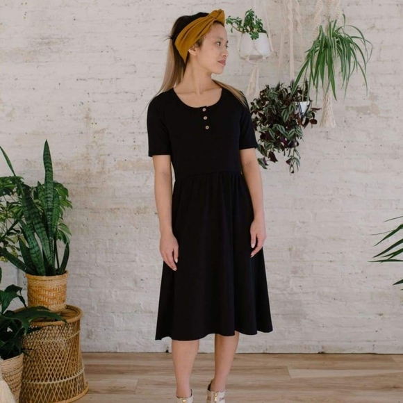 Little & Lively Black Esme Dress - Picture 1 of 6